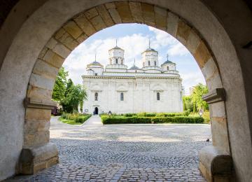 Biserica Goliei, văzută de sub turn